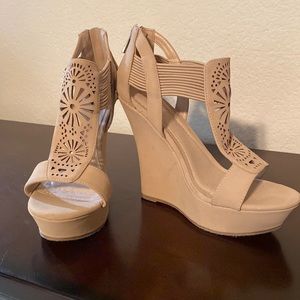 Tan wedges